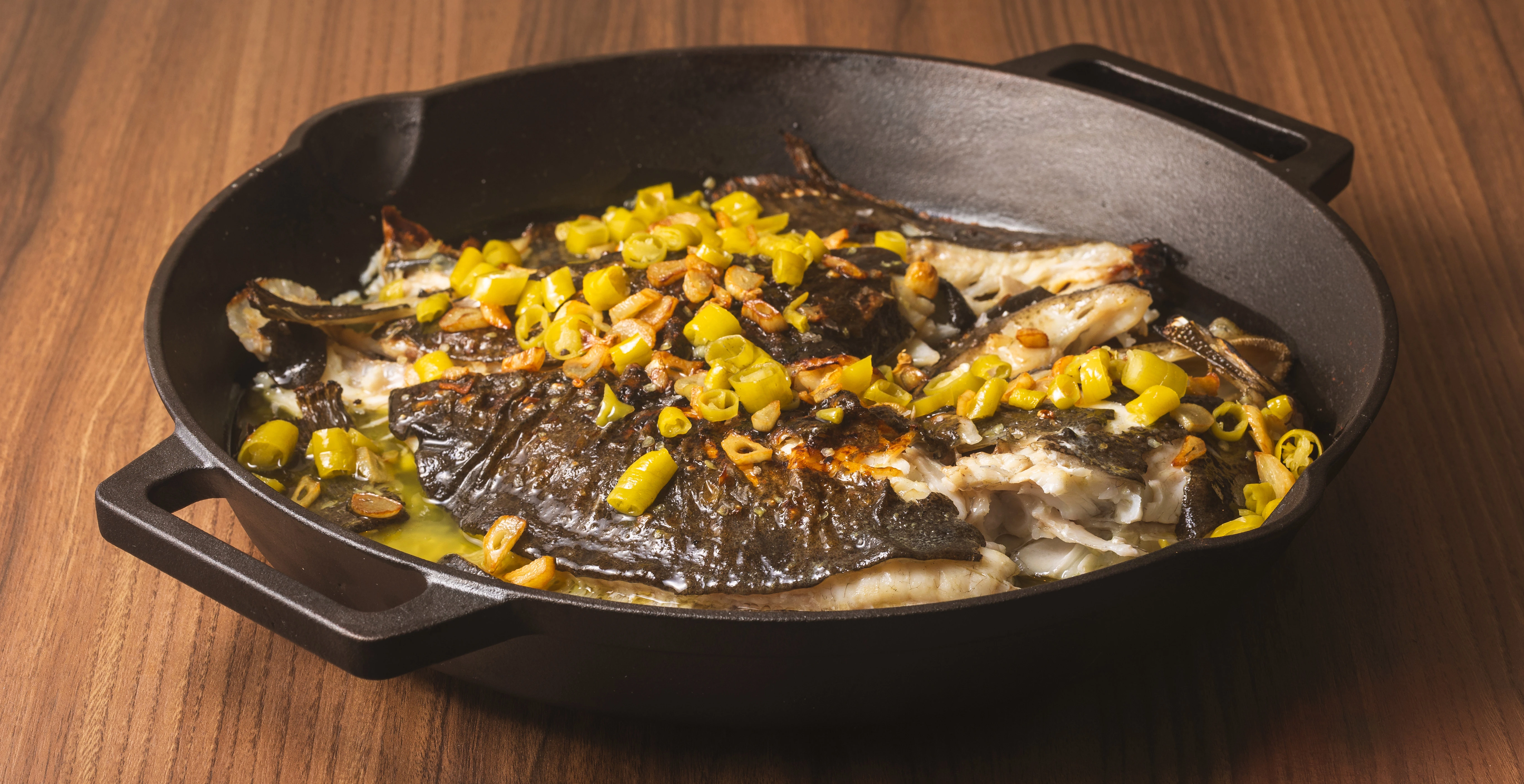Pescado a la brasa